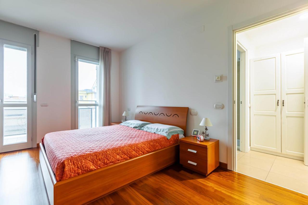 Milano Balcony Apt Apartment Bagian luar foto